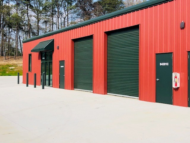 Exterior view of Oakley Business Center facility.